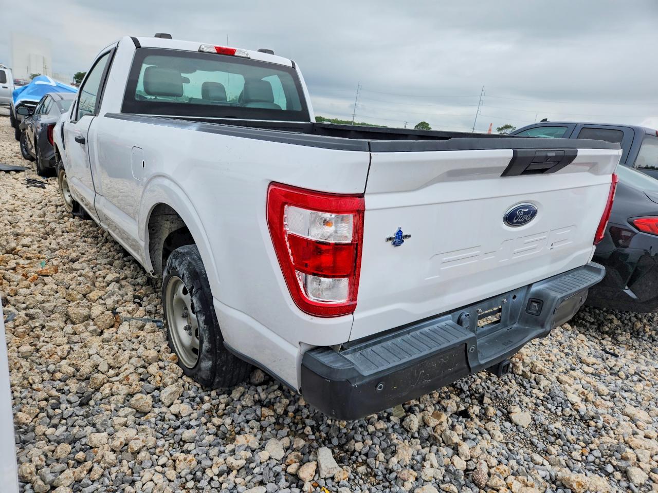 2021 Ford F150 VIN 1FTMF1CB7MKD02446 photo 2