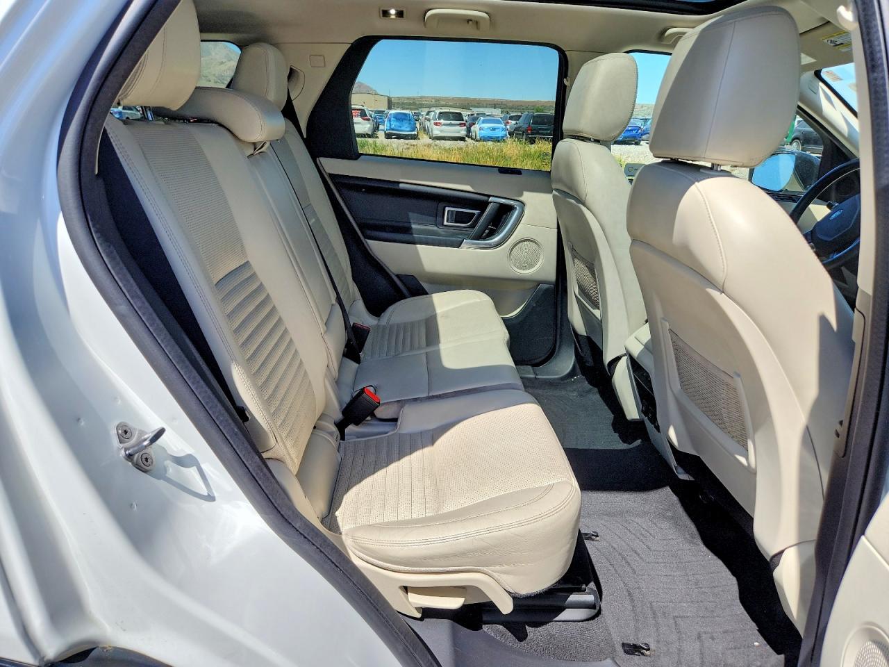 2019 Land Discovery VIN SALCT2FX4KH795295 photo 11