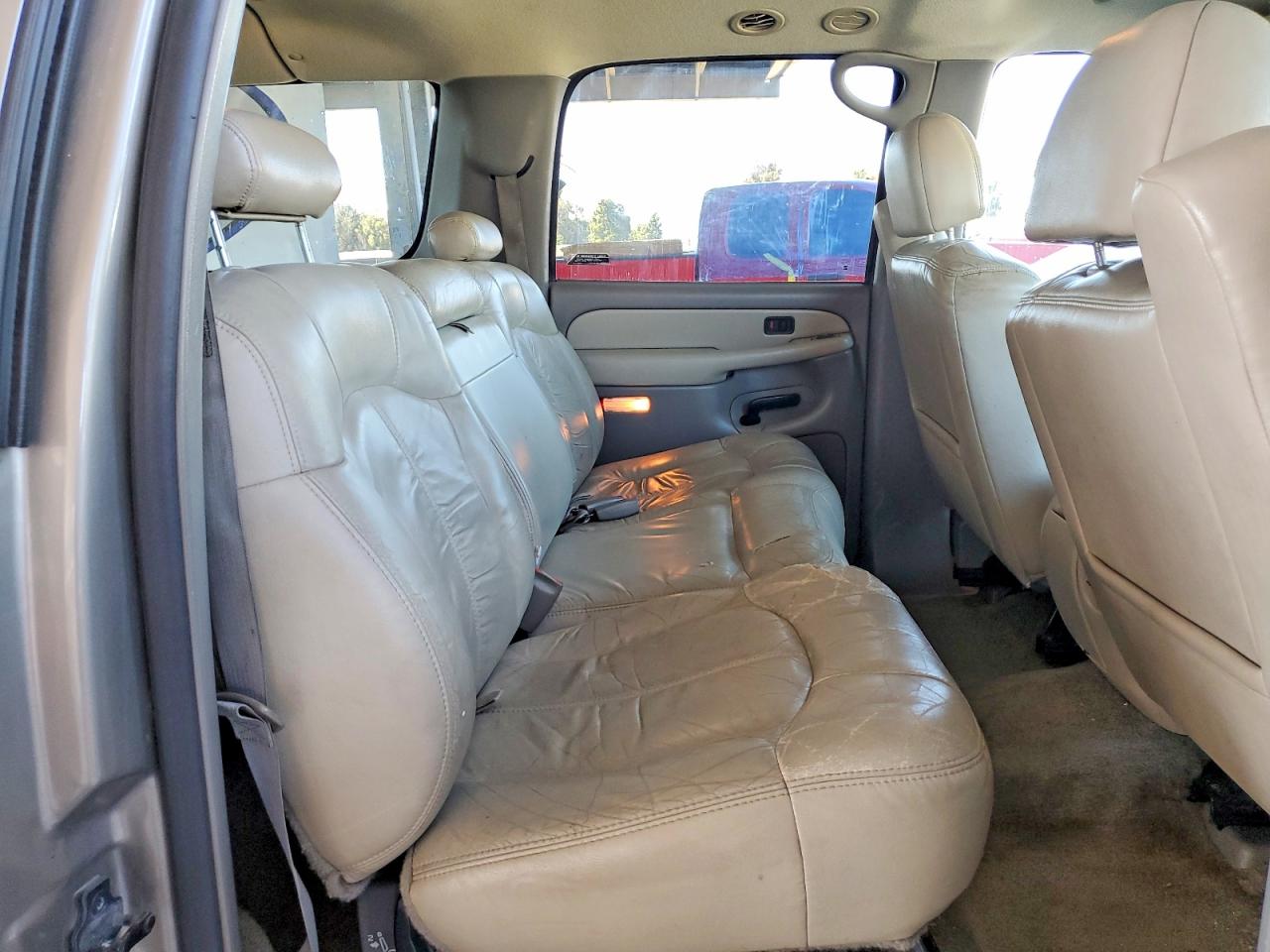 2002 CHEVROLET Suburban VIN 1GNFK16T52J266050 photo 10