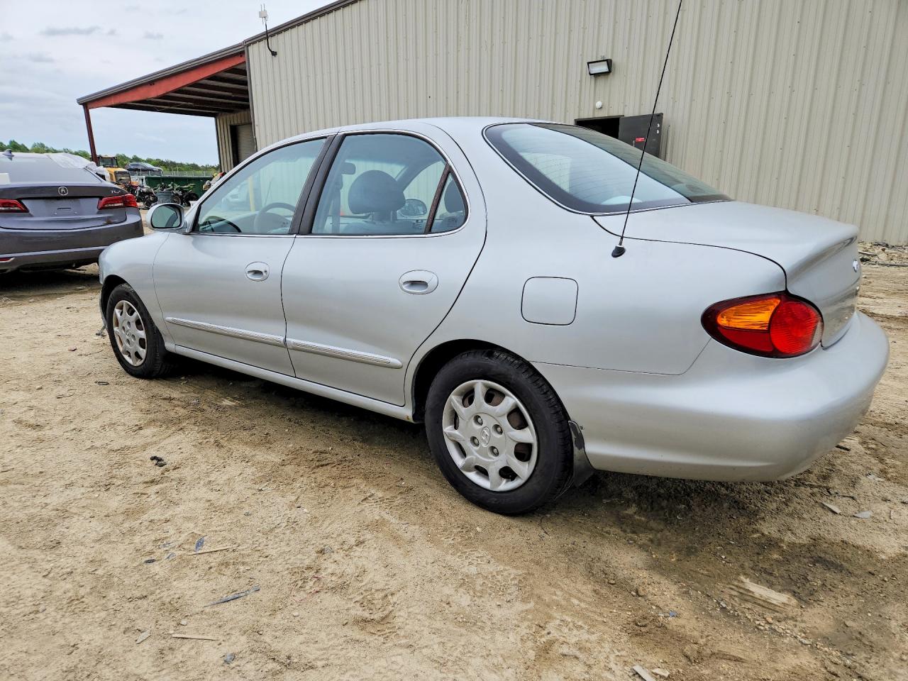 2000 Hyundai Elantra VIN KMHJF35F7YU005228 photo 2