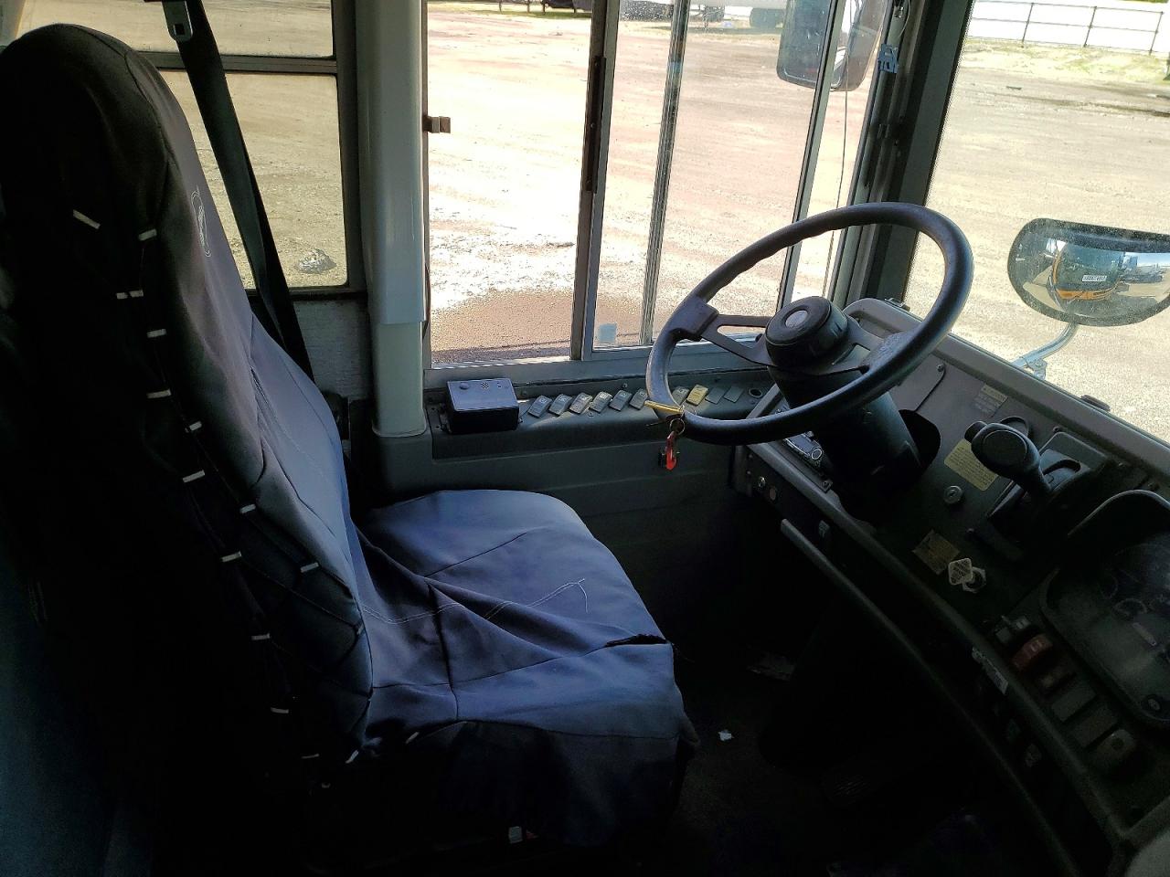 2013 THOMAS All other VIN 1T88T9E29D1162068 photo 5