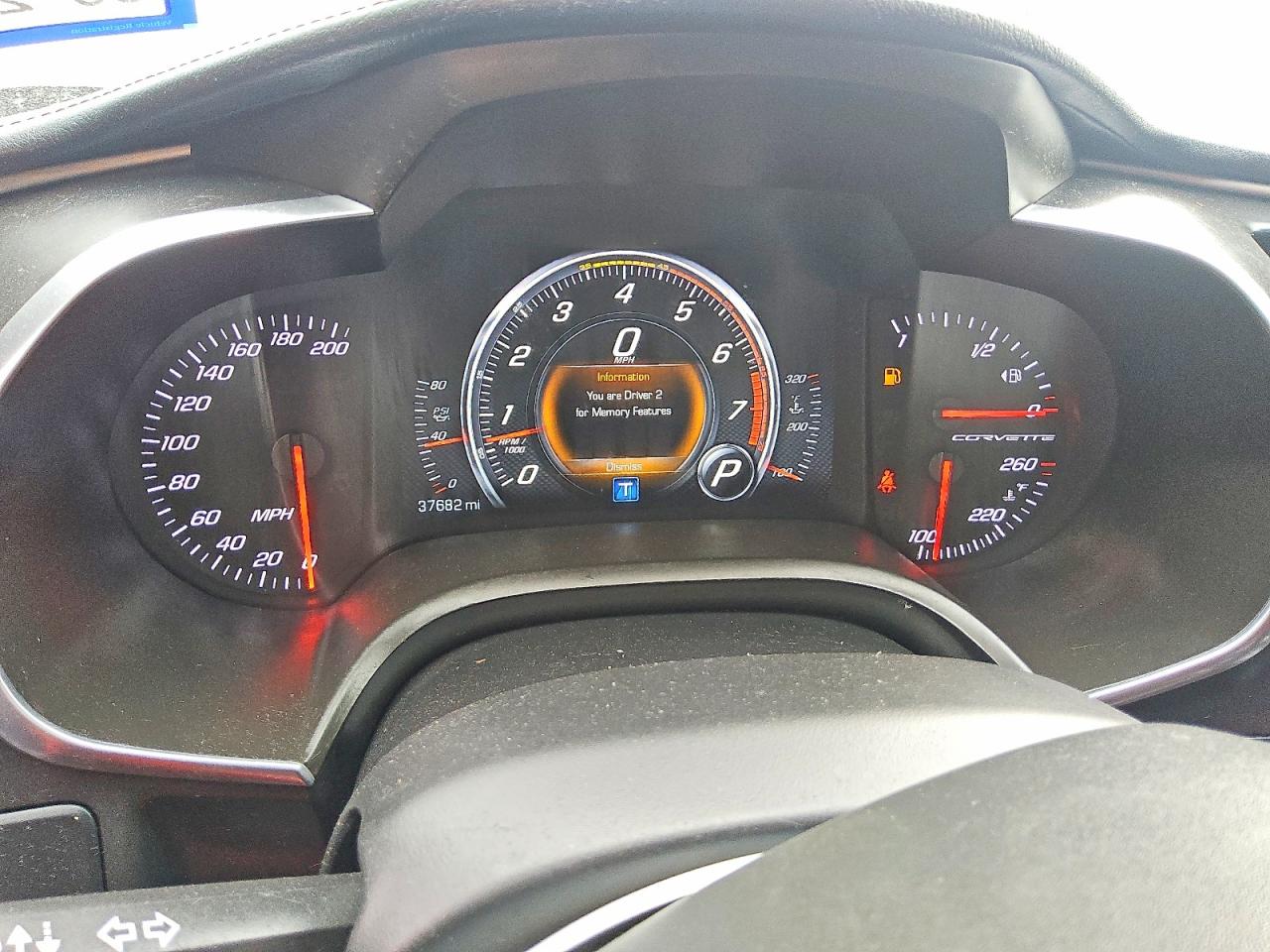 2016 Chevrolet Corvette VIN 1G1YK2D72G5104964 photo 9