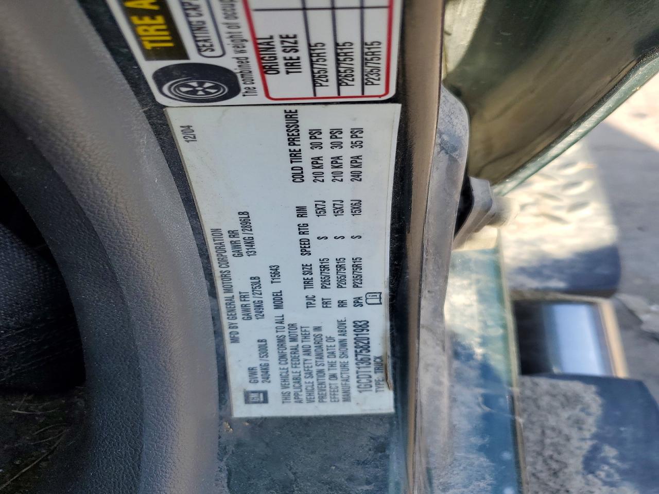 2005 CHEV Colorado VIN 1GCDT136758201983 photo 12