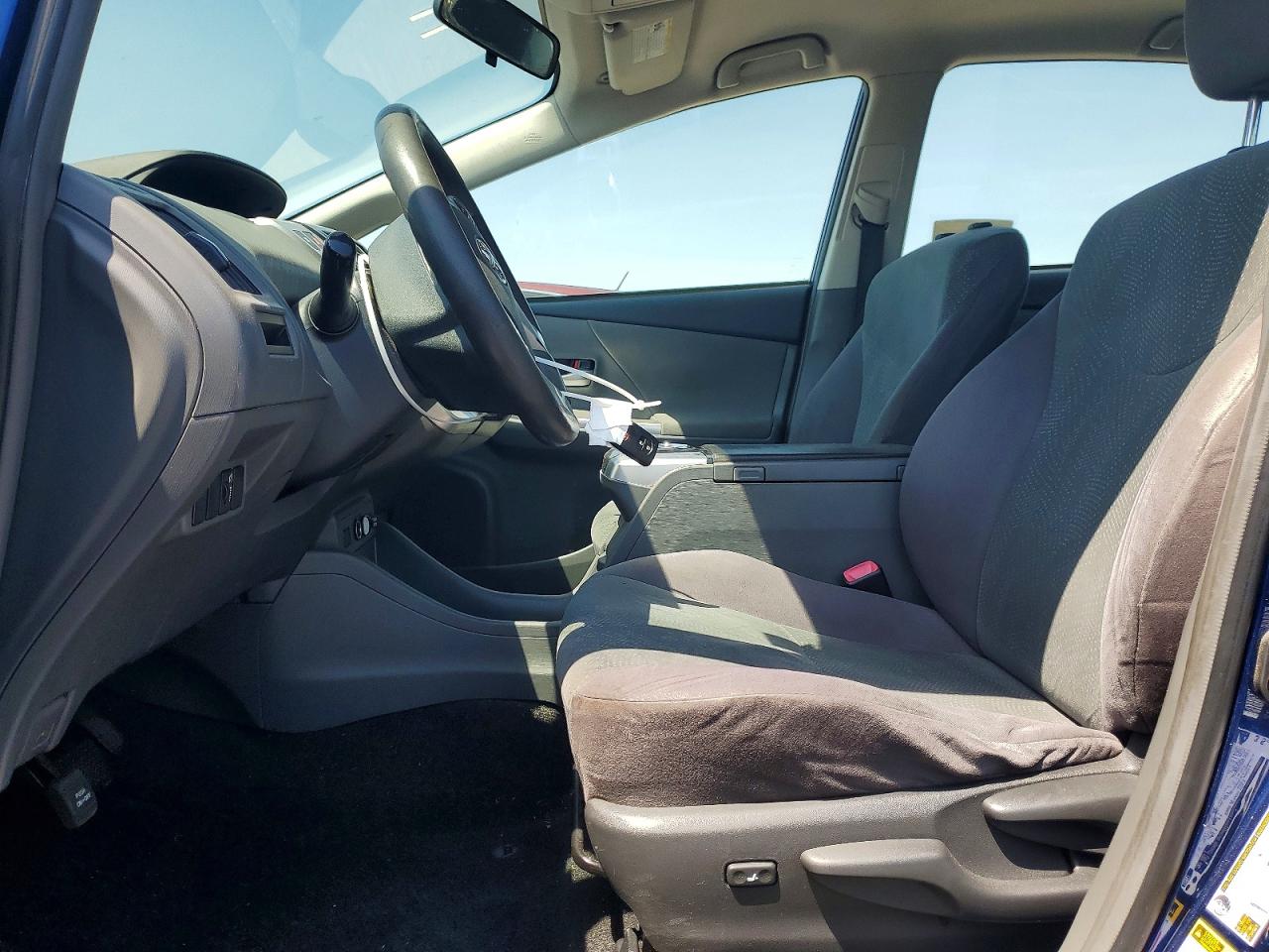 2012 Toyota Prius v tw VIN JTDZN3EU0C3141224 photo 7
