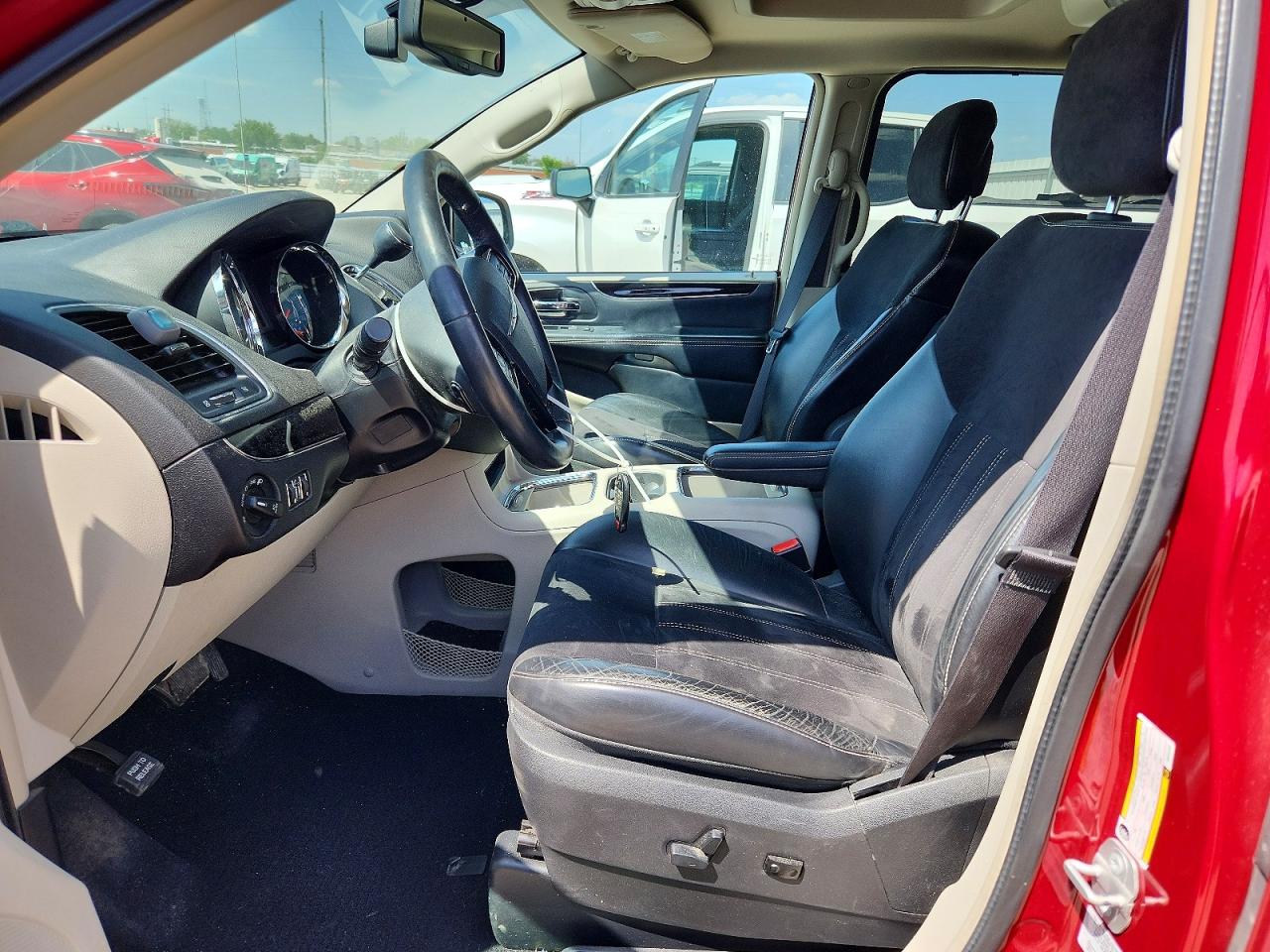 2016 Chrysler Minivan VIN 2C4RC1JG8GR254233 photo 7