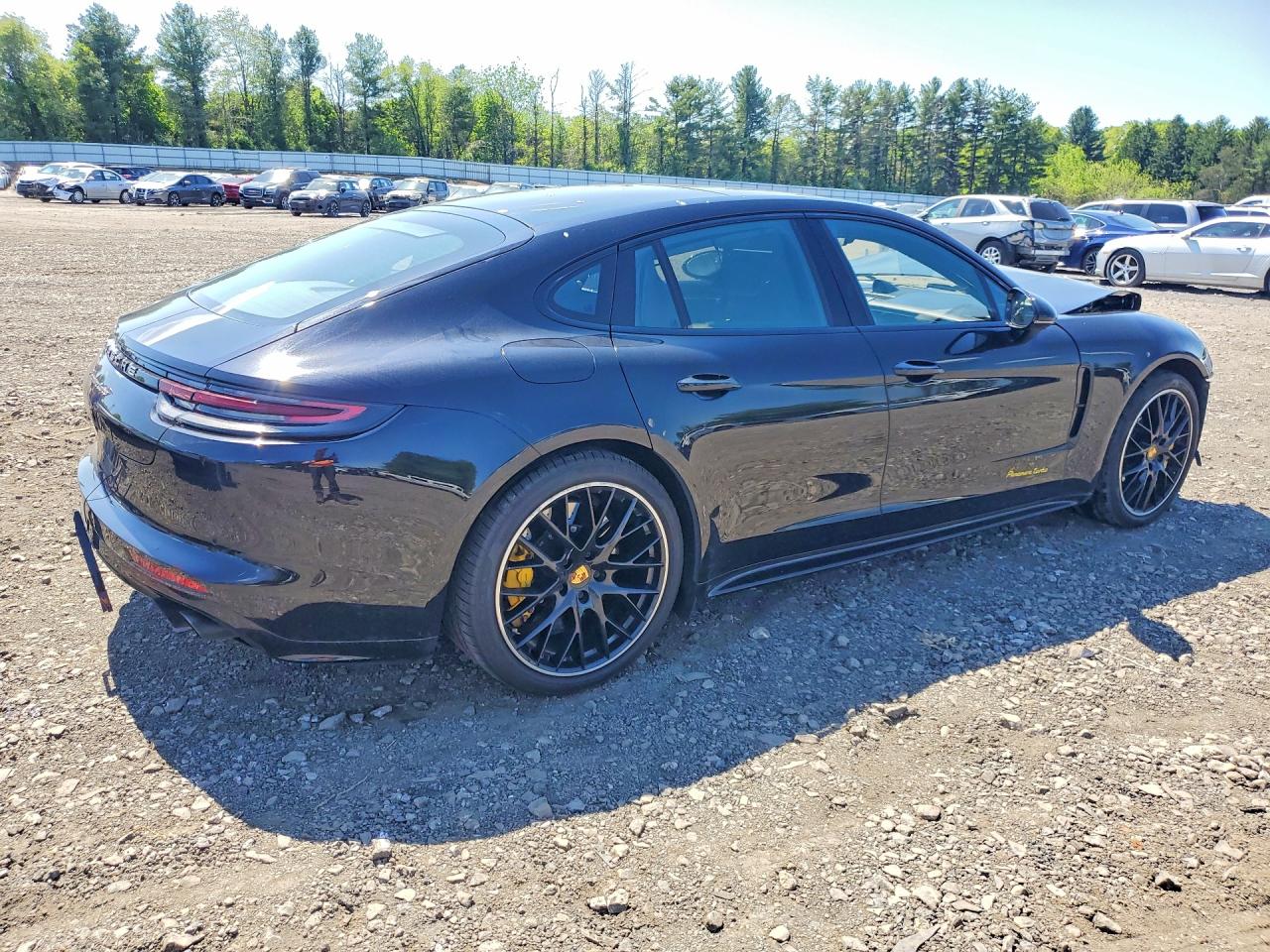 2017 Porsche Panamera VIN WP0AF2A73HL152875 photo 3