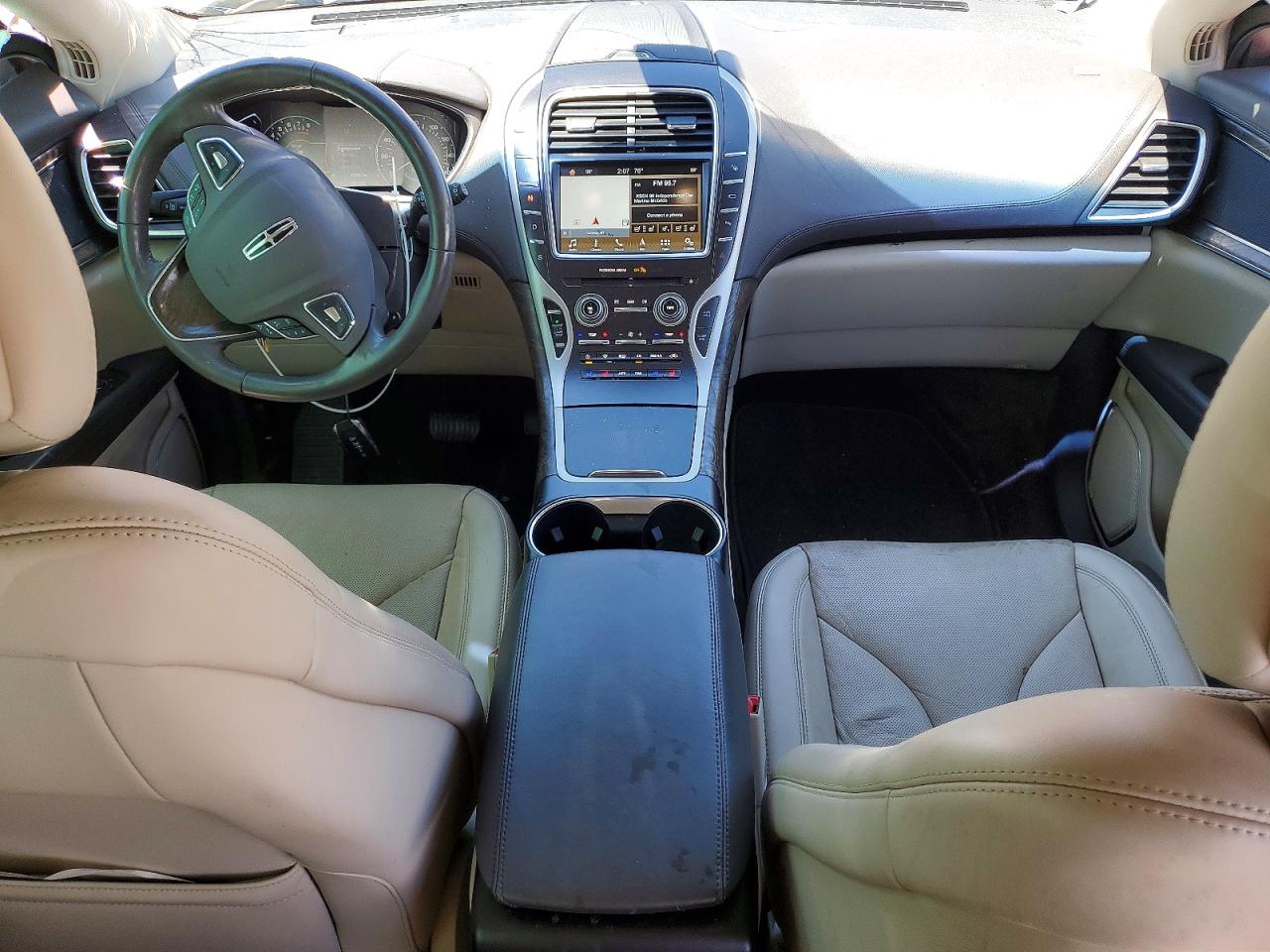 2018 Lincoln Mkx VIN 2LMPJ6LP0JBL46640 photo 8