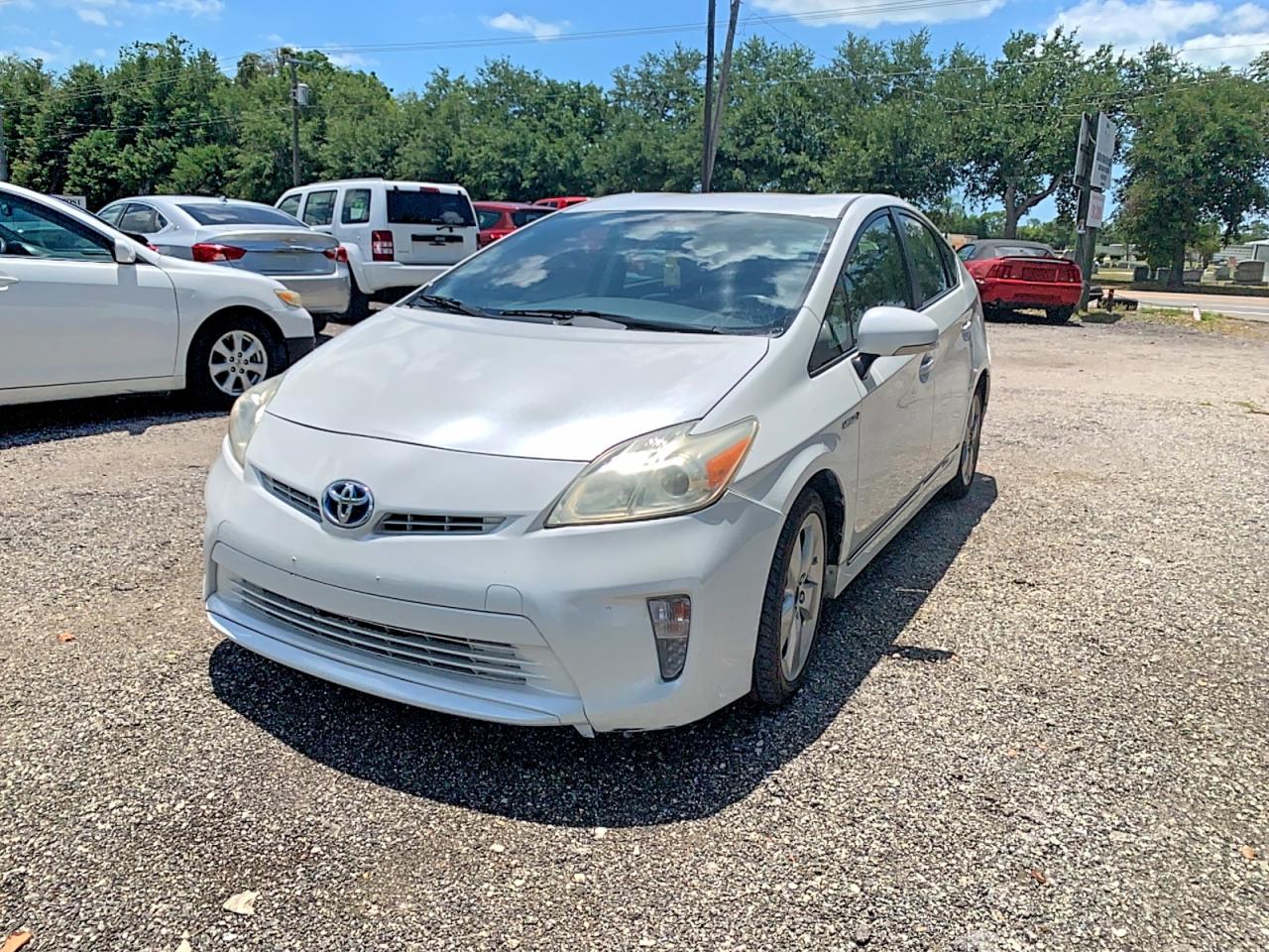 2015 Toyota Prius VIN JTDKN3DU6F0426941 photo 2