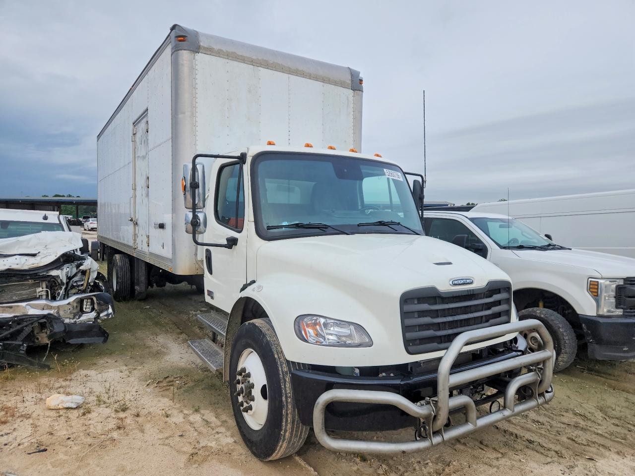 2025 FREIGHTLINER All other VIN 3ALACWFC1SDVM3162 photo 4