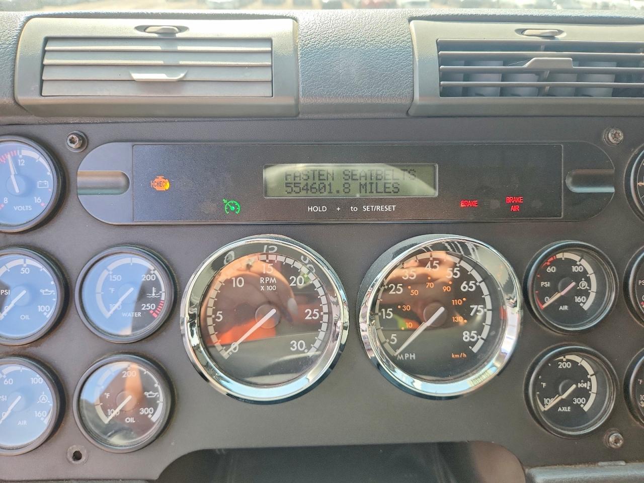 2012 FREIGHTLINER All other VIN 1FUJGHDV0CSBA5027 photo 8