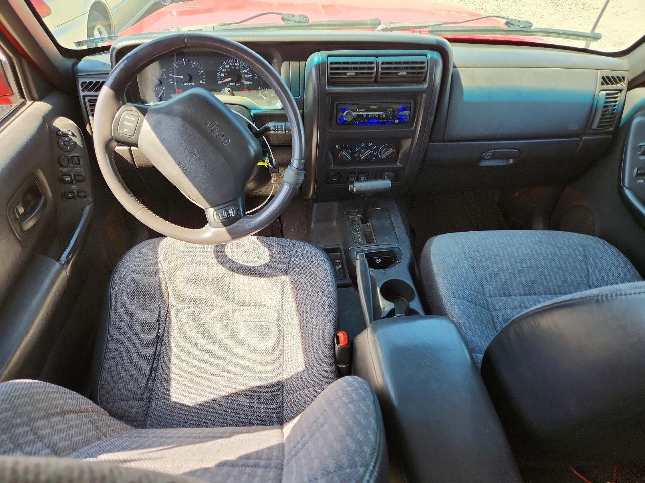 2000 Jep Cherokee VIN 1J4FT48S6YL167370 photo 8