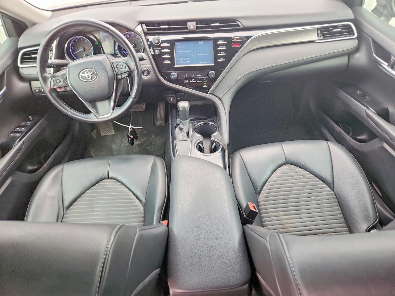 2018 Toyota Camry VIN 4T1B11HK7JU582511 photo 8