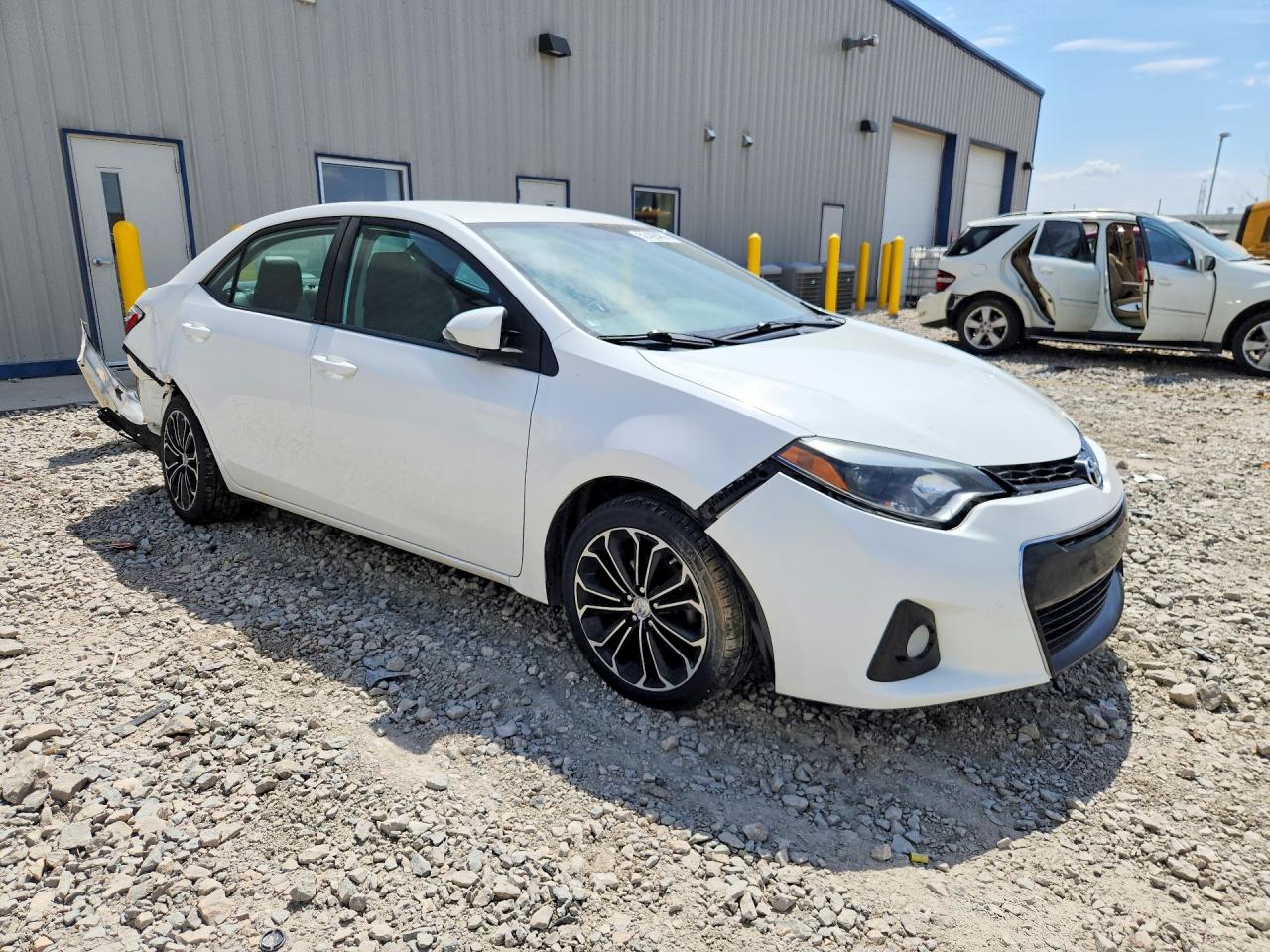 2016 Toyota Corolla VIN 2T1BURHE0GC526243 photo 4