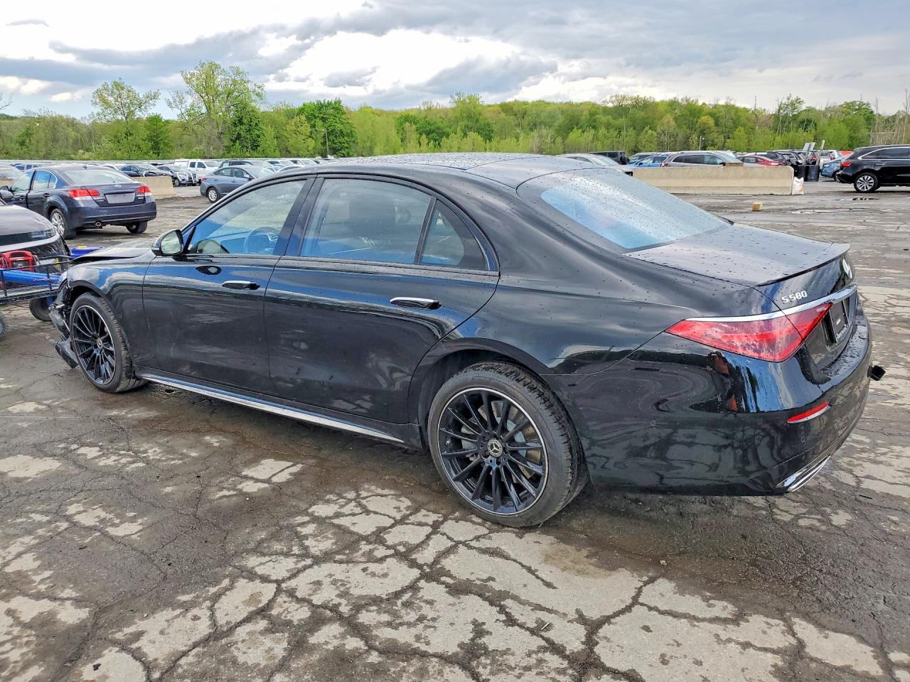 2023 Mercedes-Benz S class VIN W1K6G7GB8PA236637 photo 2