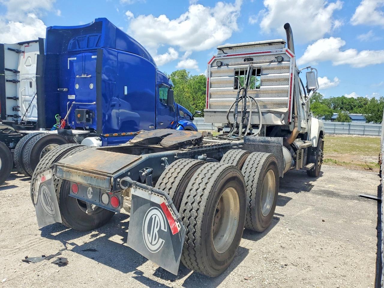 2019 MACK All other VIN 1M1PN4GY5KM001451 photo 4