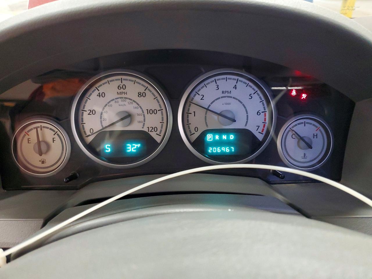 2010 Chrysler Minivan VIN 2A4RR5D18AR150999 photo 9