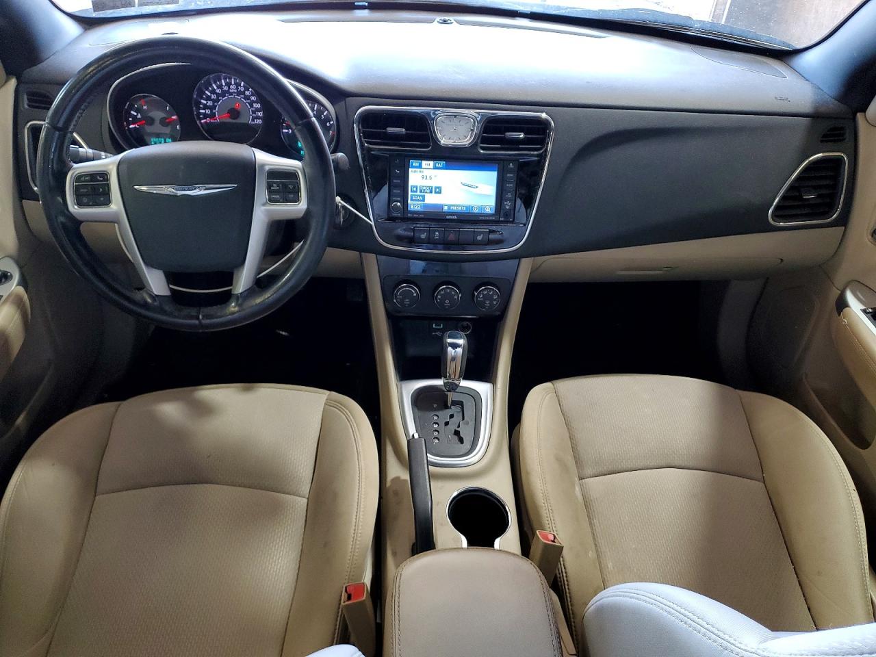 2011 Chrysler 200 VIN 1C3BC2EG6BN568409 photo 8
