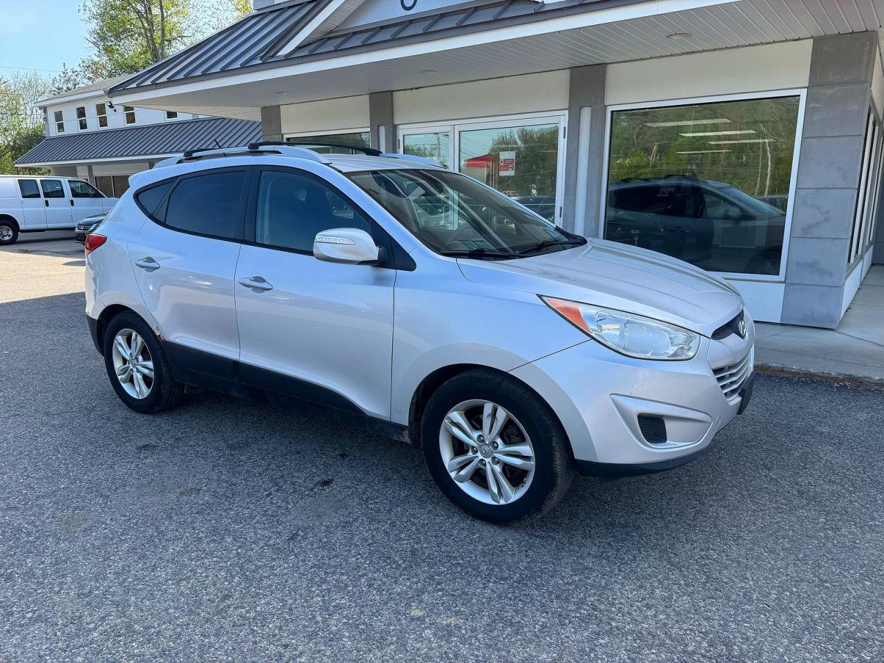 2012 HYUNDAI Tucson VIN KM8JUCAC4CU395912 photo 1