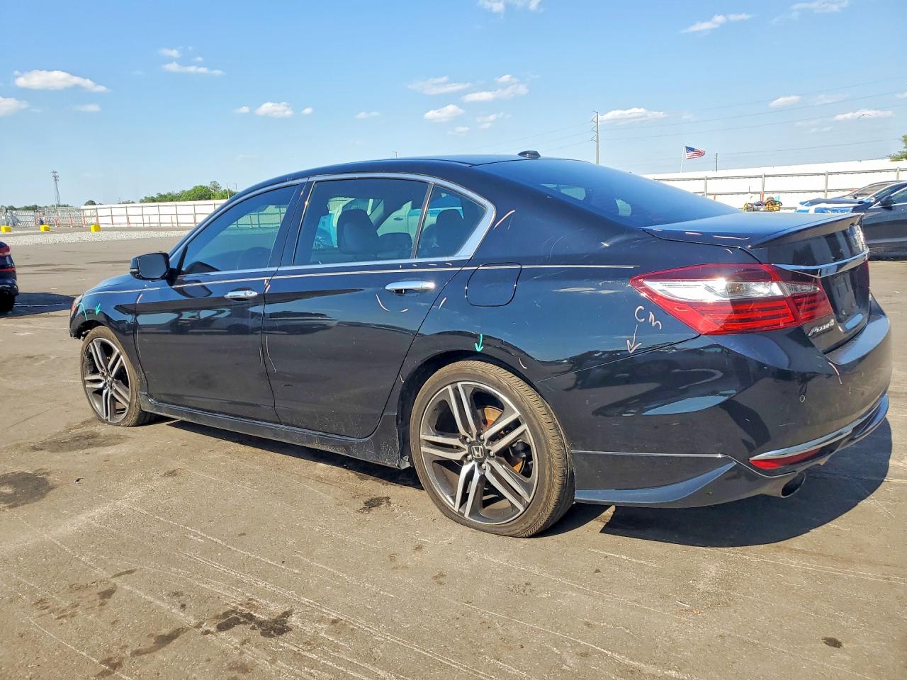 2016 HONDA Accord VIN 1HGCR3F94GA010546 photo 2