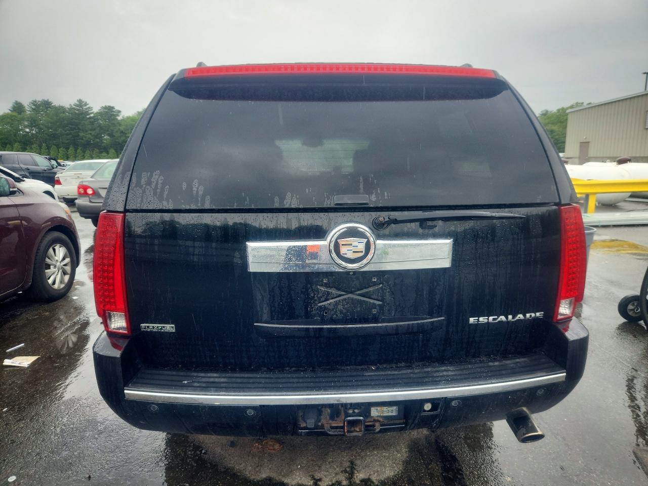 2011 Cadillac Escalade VIN 1GYS4HEF6BR127952 photo 6