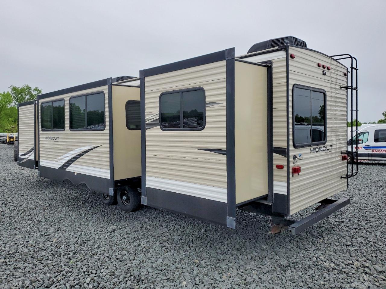 2019 KEYSTONE Hideout se VIN 4YDT38F20K7248428 photo 3