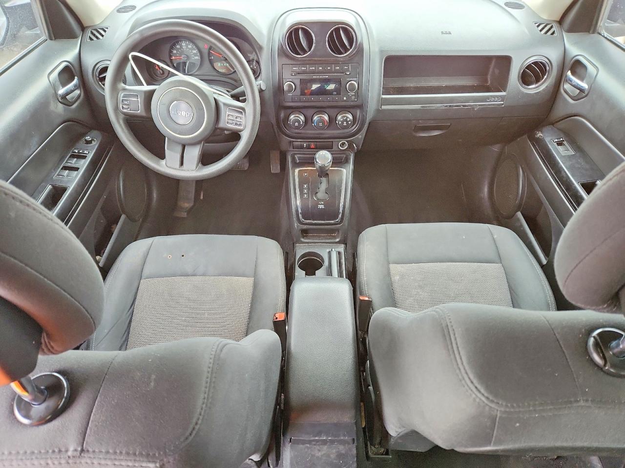 2012 Jeep Patriot VIN 1C4NJRBB5CD611709 photo 8