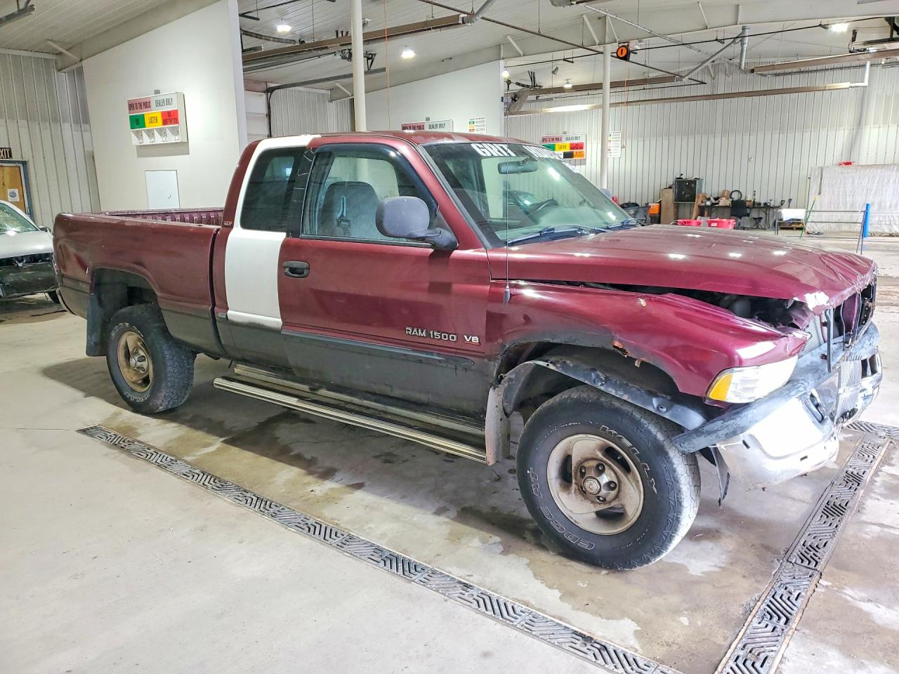 2000 Dodge Ram 1500 VIN 1B7HF13Y4YJ111276 photo 4