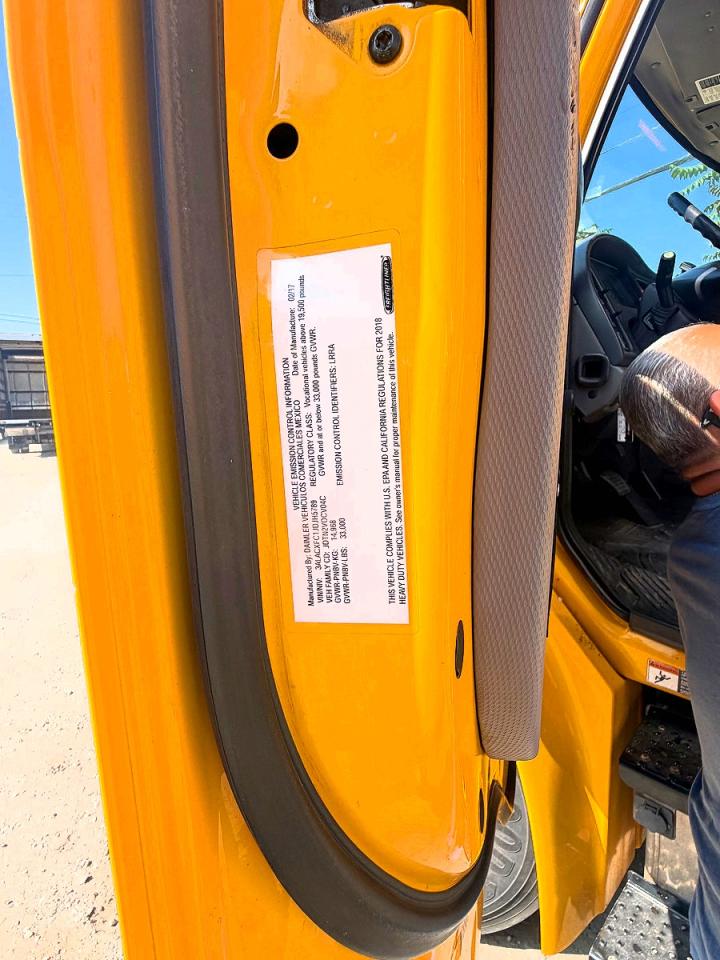 2018 FREIGHTLINER All other VIN 3ALACXFC1JDJH5789 photo 10