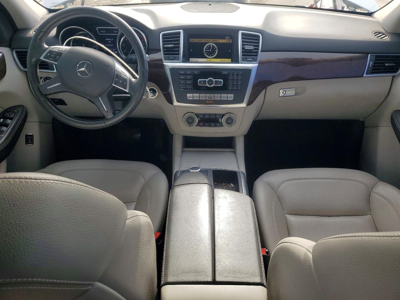 2012 Mercedes-Benz M-class VIN 4JGDA5HB5CA022278 photo 8