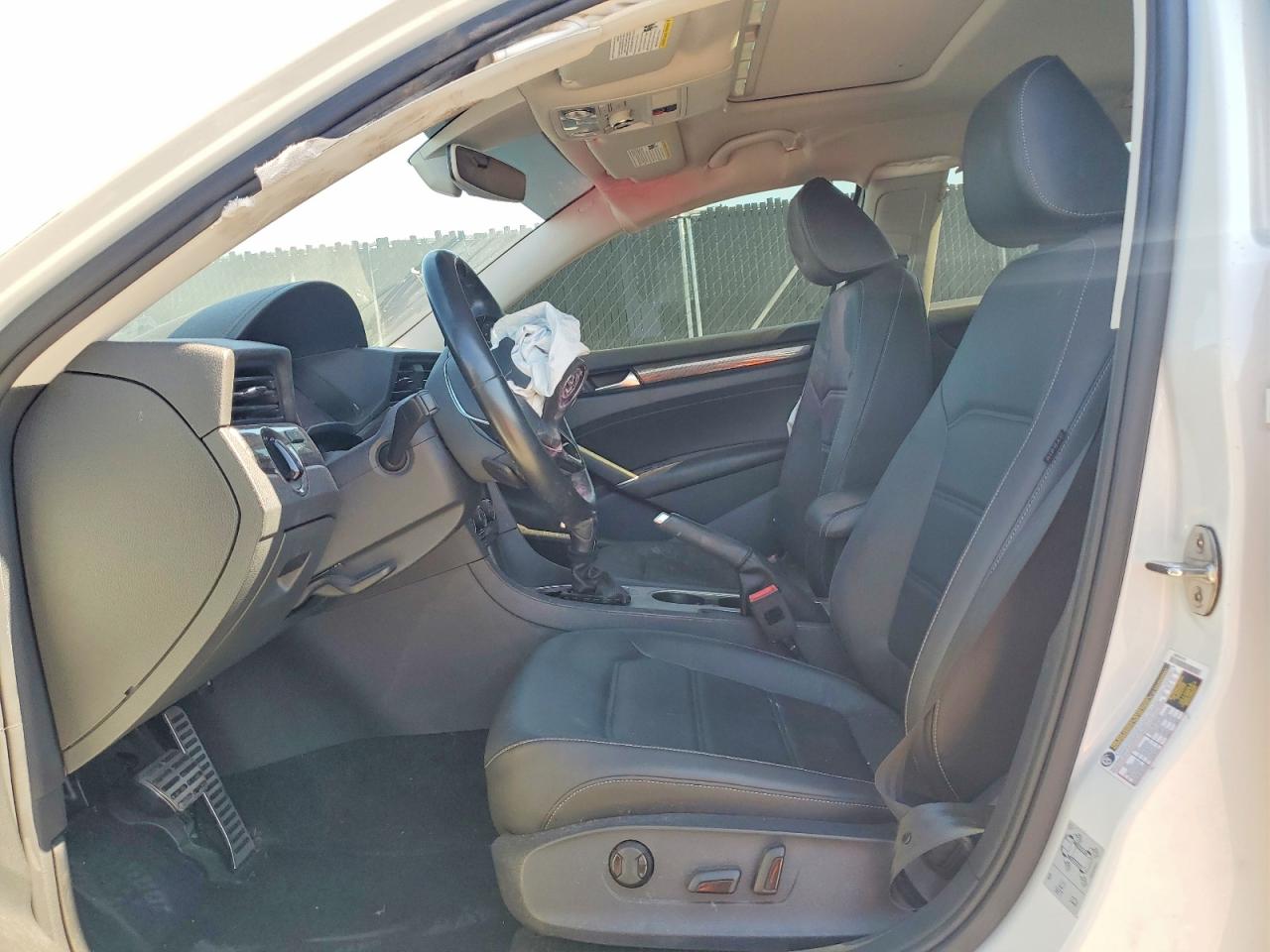 2020 Volkswagen Passat VIN 1VWMA7A31LC010908 photo 7