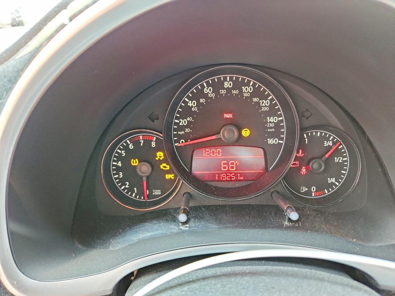 2012 Volkswagen Beetle VIN 3VW467AT3CM640123 photo 9