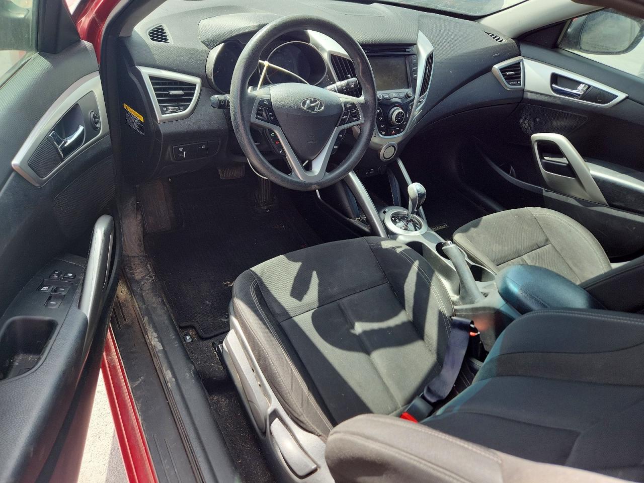 2015 Hyundai Veloster VIN KMHTC6AD1FU244990 photo 8