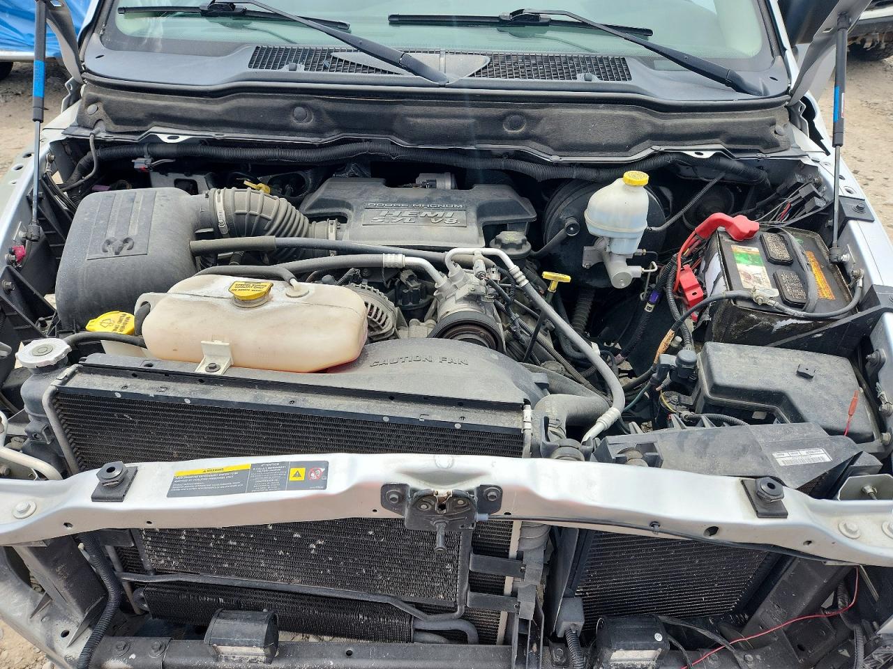 2004 DODGE Ram 1500 VIN 1D7HU18DX4S669901 photo 11