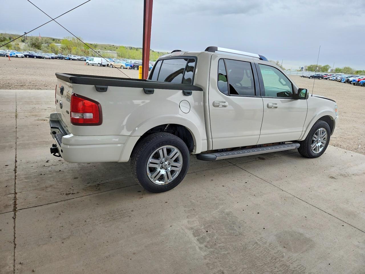 2009 Ford Explorer VIN 1FMEU53819UA12734 photo 3