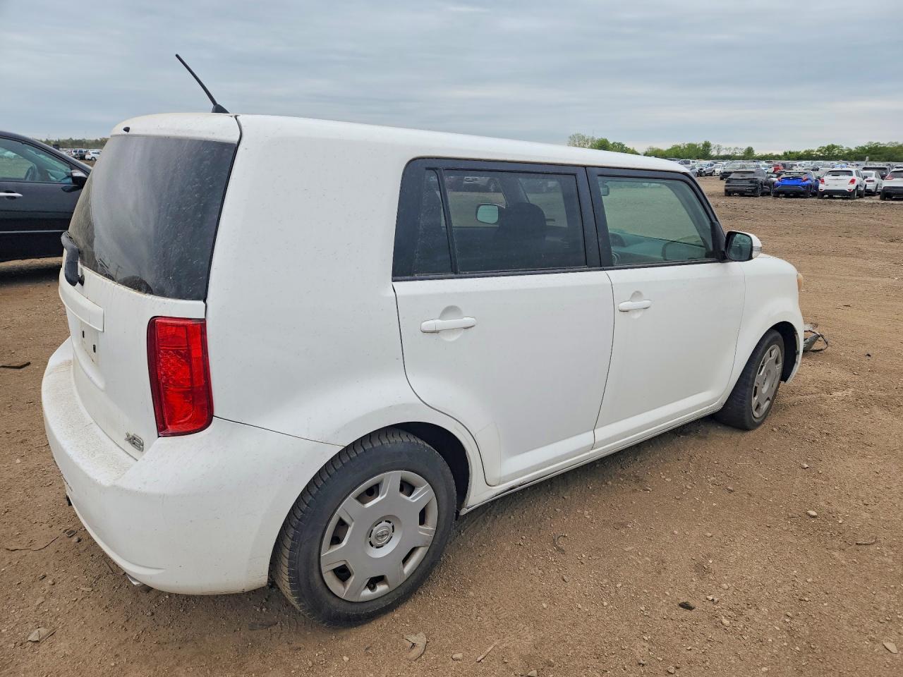 2009 Toyota Scion VIN JTLKE50E491088663 photo 3