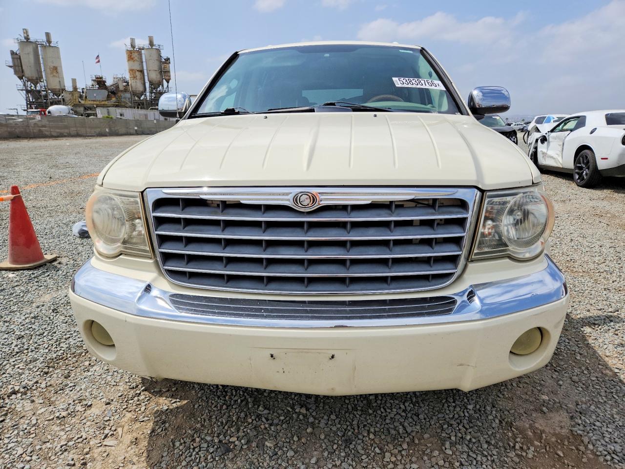 2008 CHRYSLER Aspen VIN 1A8HX58298F158453 photo 5