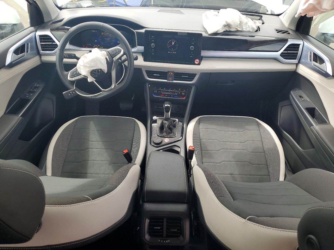 2026 Volkswagen All other VIN 3VVUC7B25TM022742 photo 8
