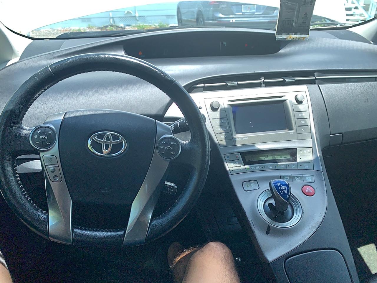 2015 Toyota Prius VIN JTDKN3DU6F0426941 photo 9