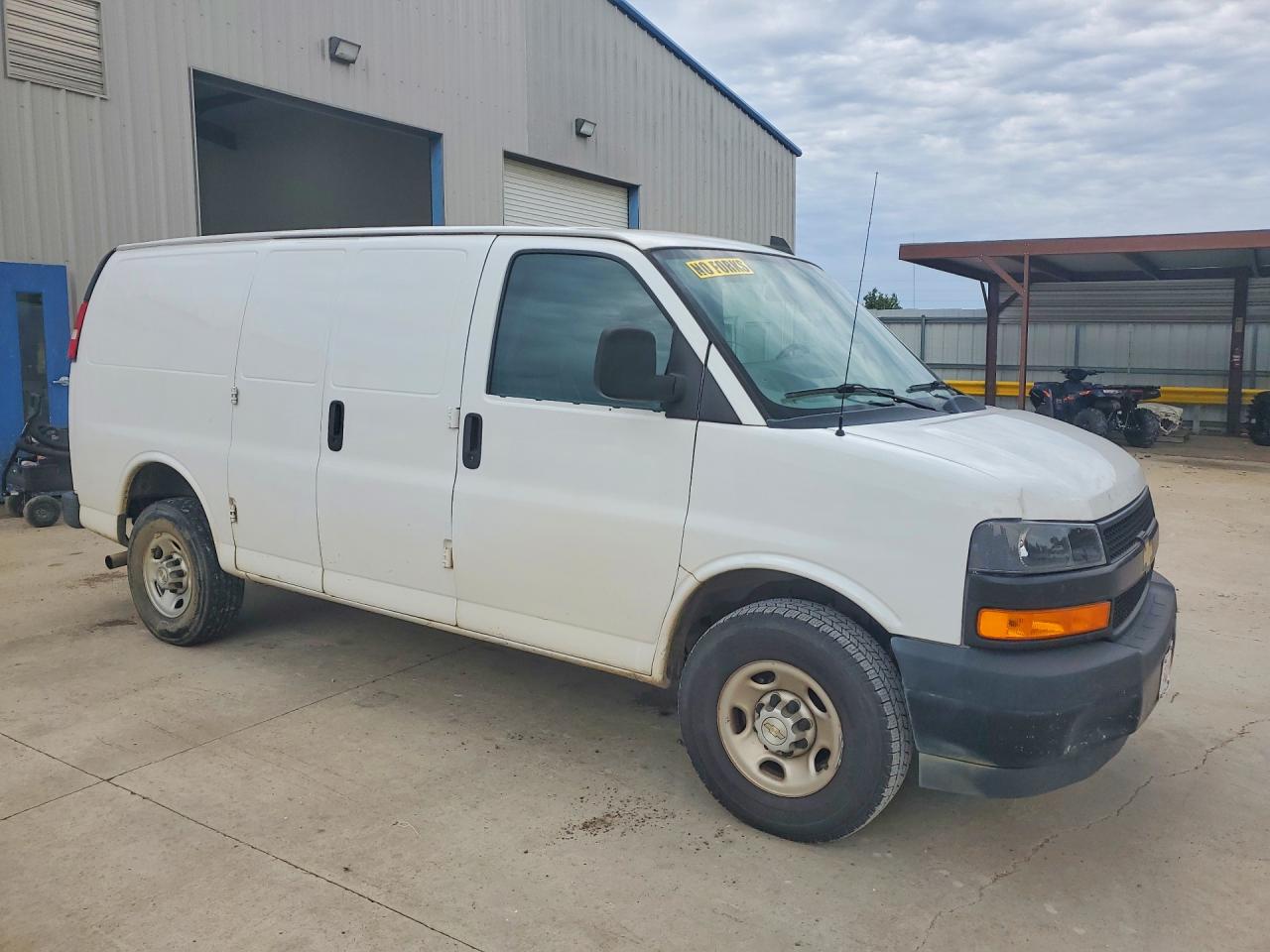 2022 CHEVROLET Express VIN 1GCWGAFP6N1174804 photo 4