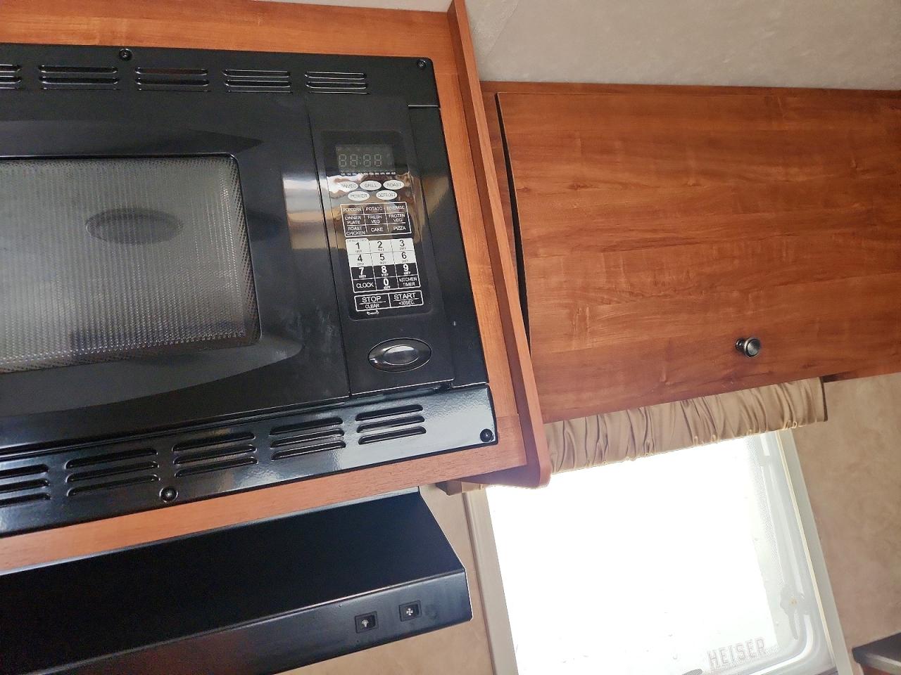 2012 JAYCO Travel tra VIN 1UJBJ0AK5C1GC0085 photo 8