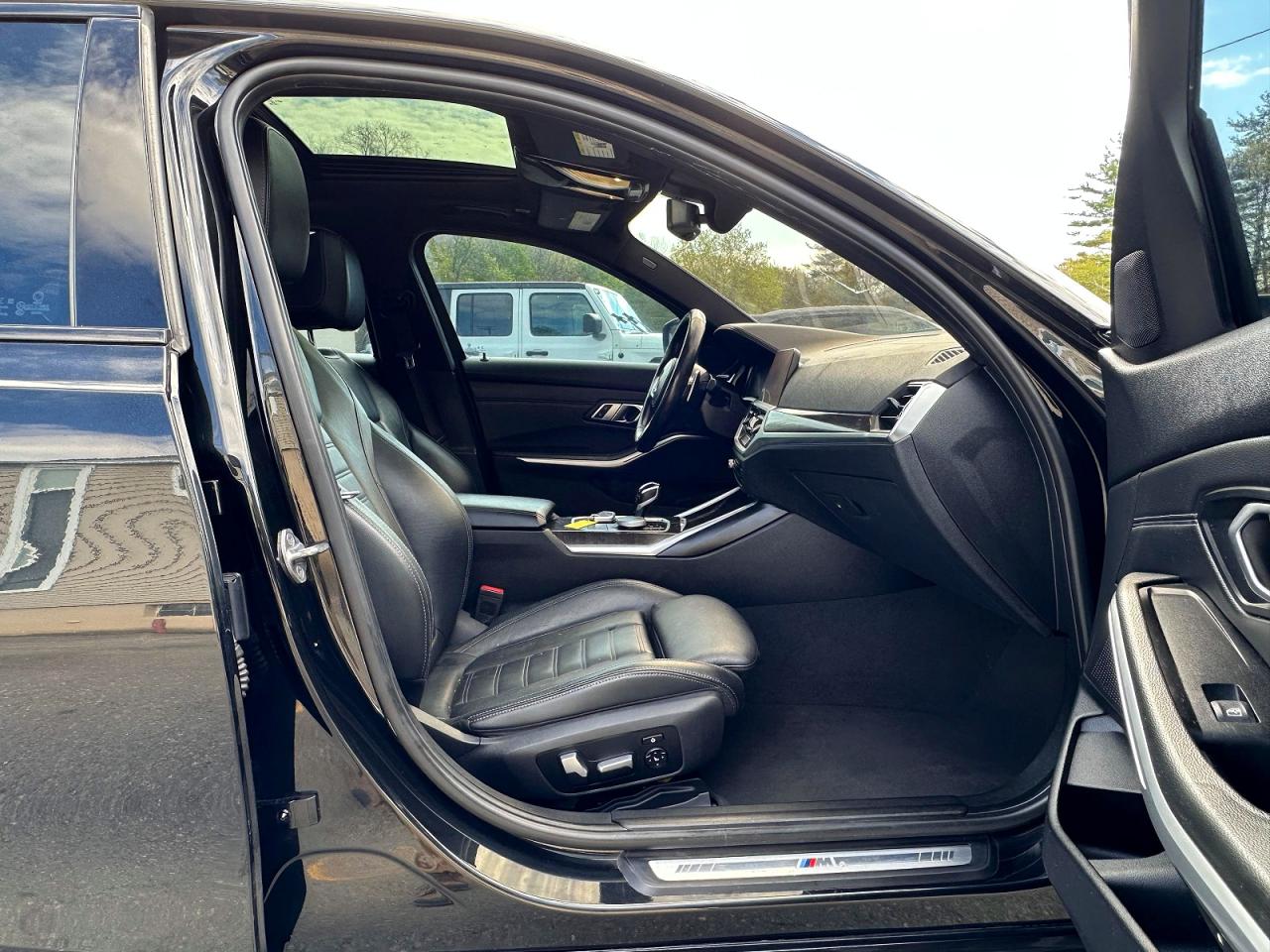 2019 BMW 3 series VIN WBA5R7C57KFH09360 photo 5