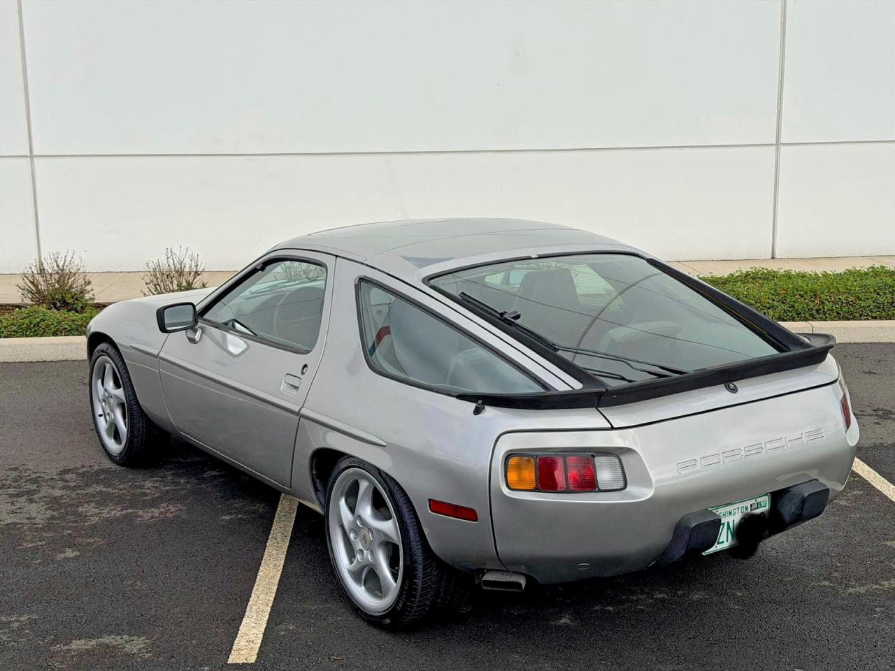 1982 Porsche 928 VIN WP0JA092XCS820309 photo 3