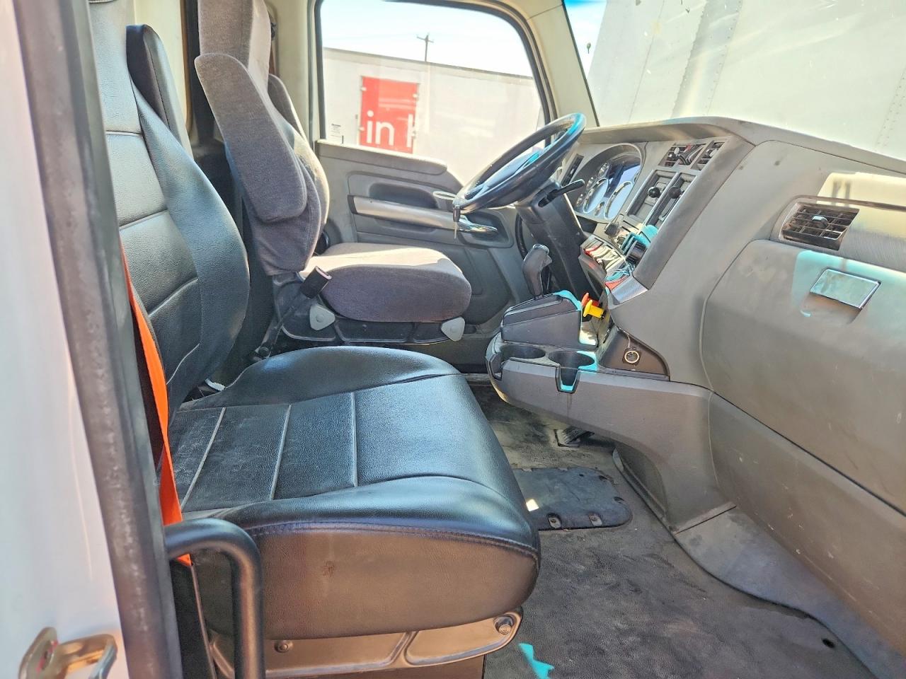 2018 KENWORTH All other VIN 1XKYA48X3JJ204364 photo 5