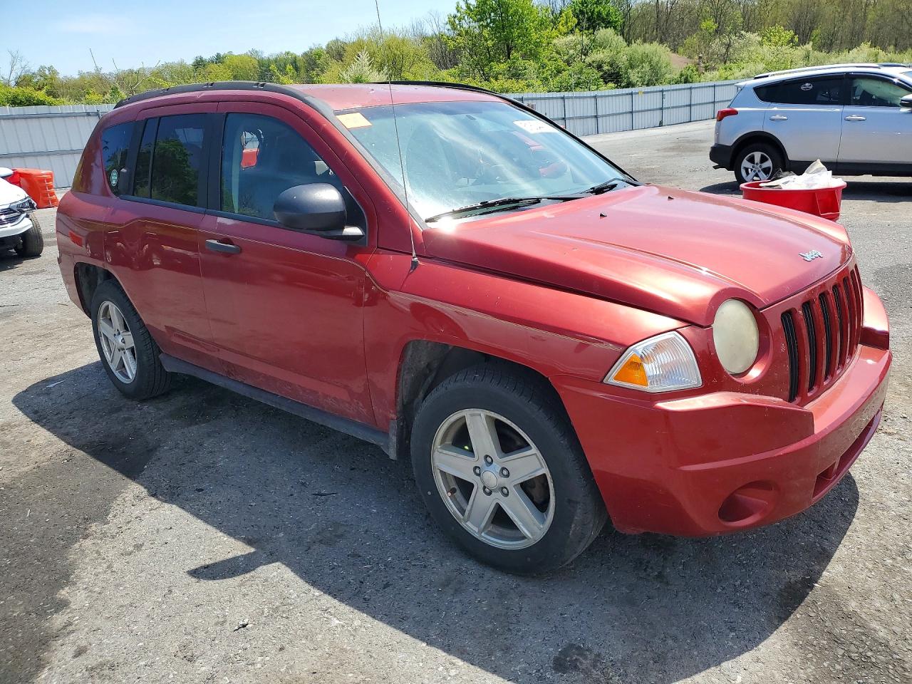 2007 Jeep Compass VIN 1J8FF47W17D140922 photo 4