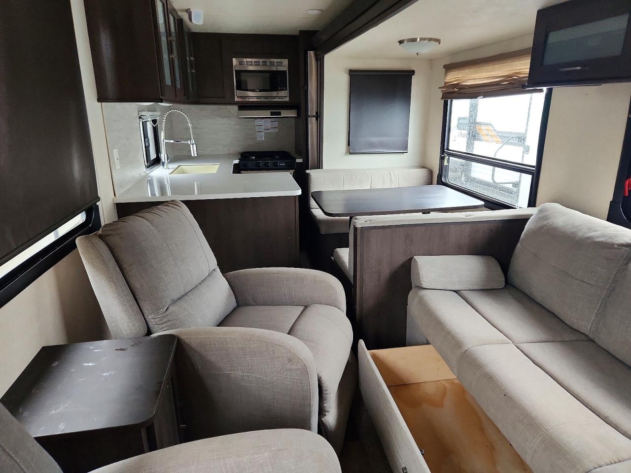 2018 SALEM Travel tra VIN 4X4TSMC2XJA322632 photo 6