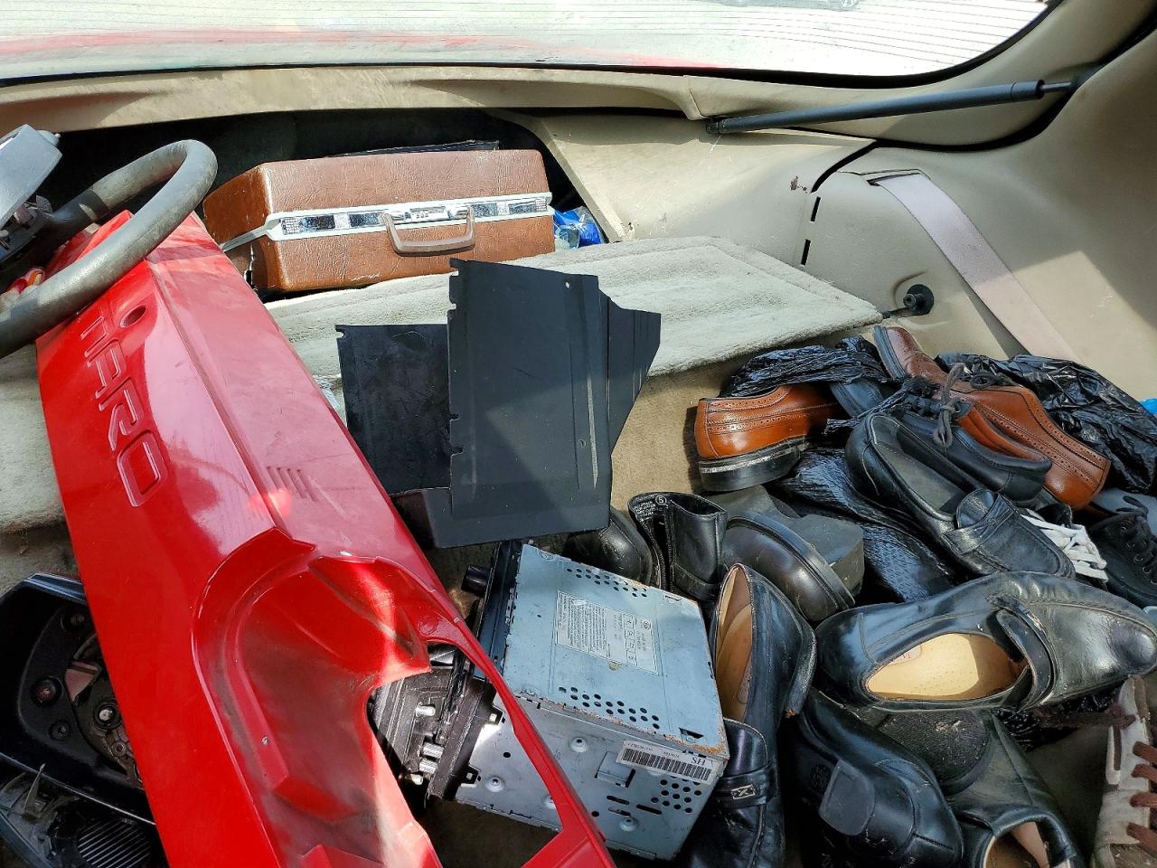 1996 Chevrolet Camaro VIN 2G1FP22KXT2108296 photo 10