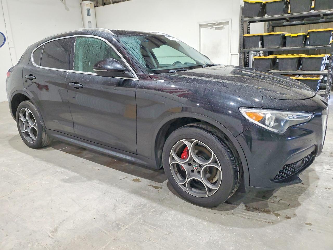 2018 Alfa Stelvio VIN ZASFAKAN3J7C07432 photo 4
