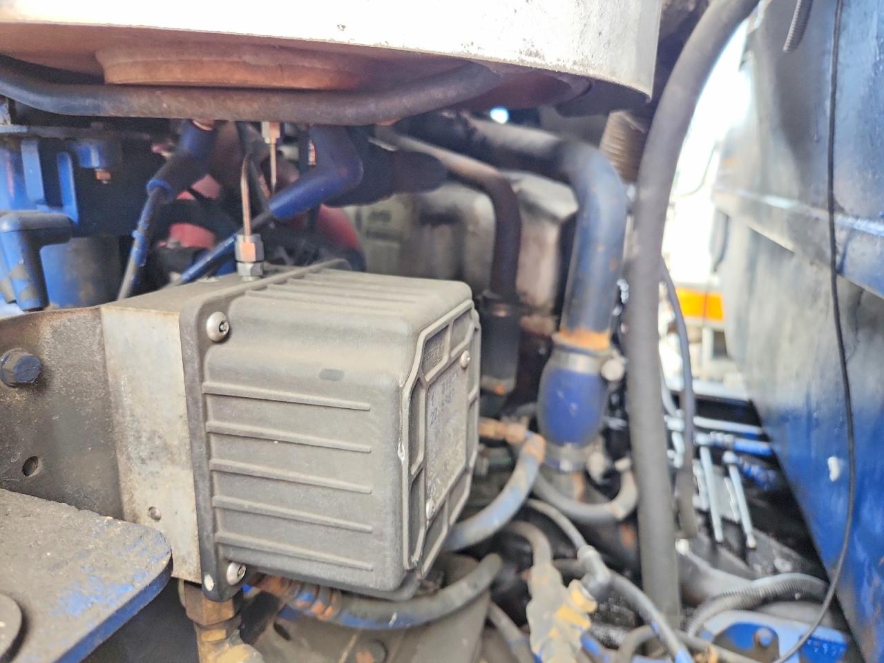 2011 MACK All other VIN 1M2AV02C8BM008450 photo 7