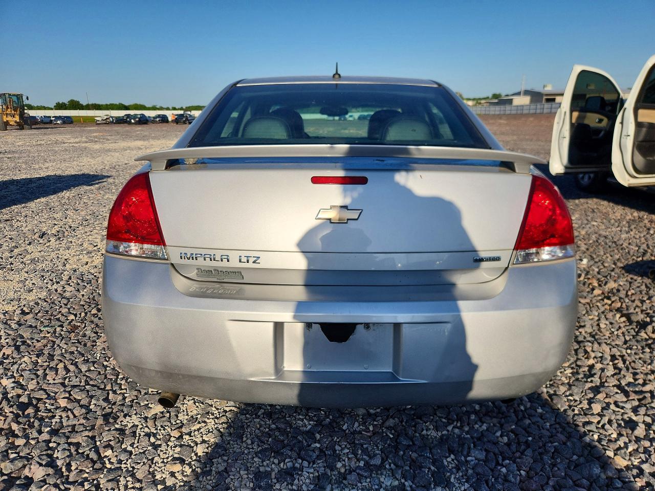 2015 Chevrolet Impala VIN 2G1WC5E33F1142625 photo 6