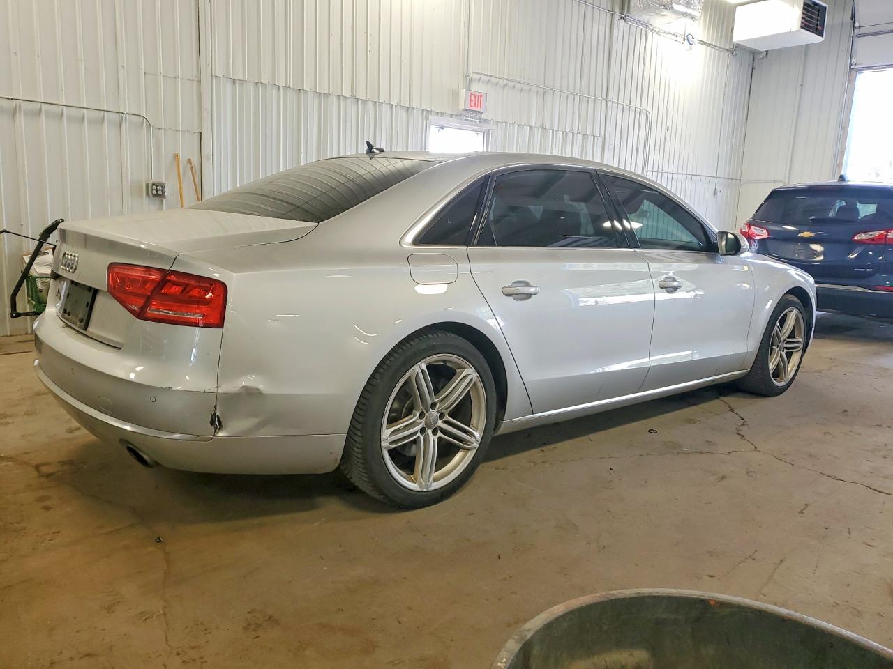 2013 Audi A8 VIN WAURGAFD4DN000897 photo 3